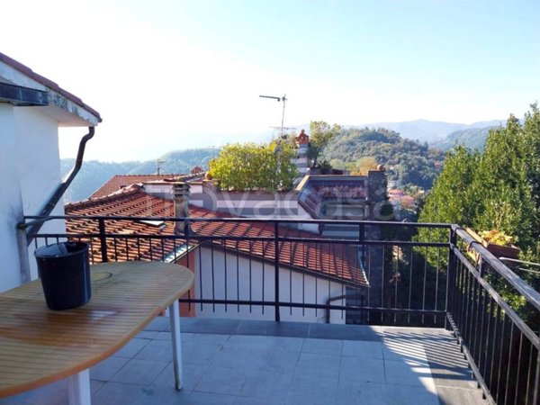 casa indipendente in vendita a Vezzano Ligure