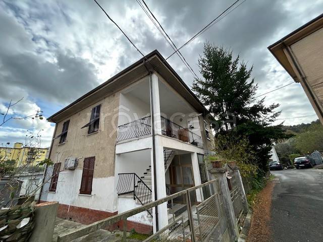 appartamento in vendita a Vezzano Ligure