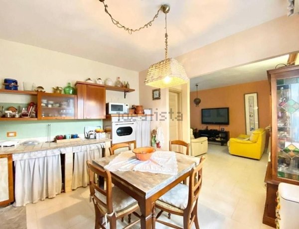 appartamento in vendita a Vezzano Ligure