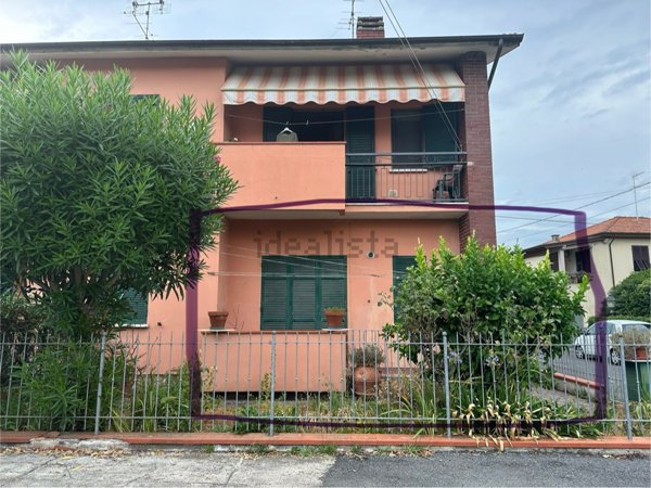 casa indipendente in vendita a Vezzano Ligure