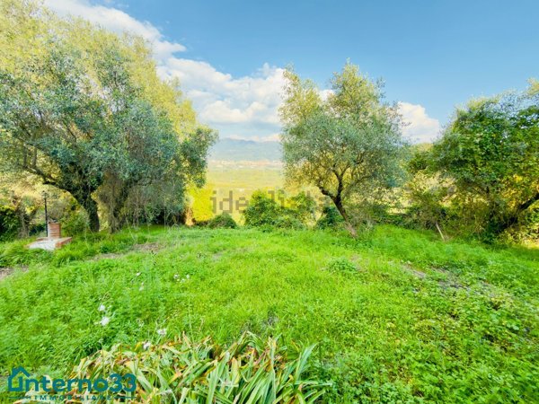 appartamento in vendita a Vezzano Ligure