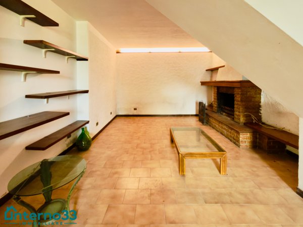 casa indipendente in vendita a Vezzano Ligure