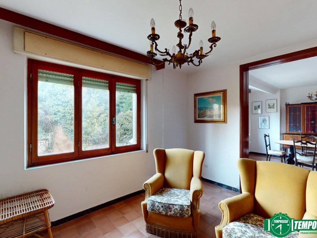 casa indipendente in vendita a Vezzano Ligure