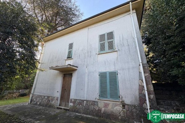 appartamento in vendita a Vezzano Ligure