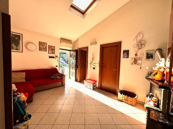 appartamento in vendita a Vezzano Ligure