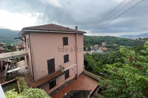 appartamento in vendita a Vezzano Ligure