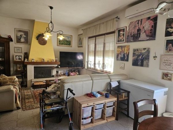 appartamento in vendita a Vezzano Ligure