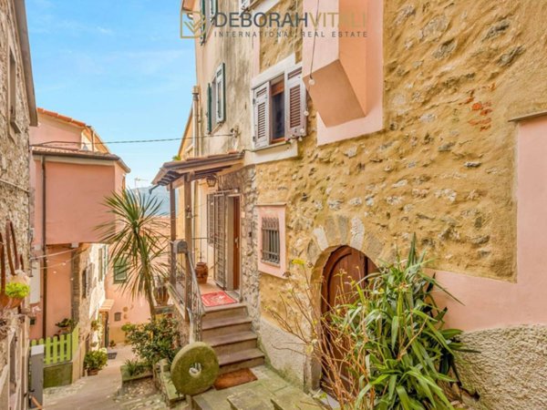 casa indipendente in vendita a Vezzano Ligure