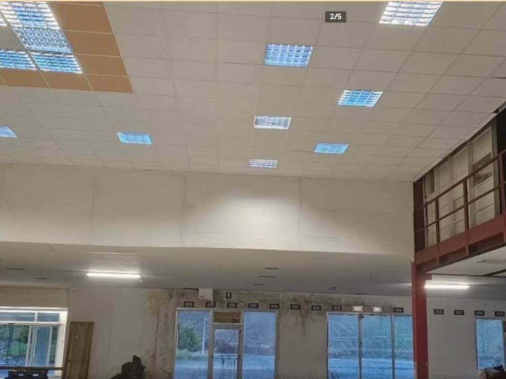 capannone in vendita a Vezzano Ligure