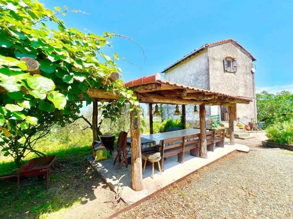 casa semindipendente in vendita a Vezzano Ligure