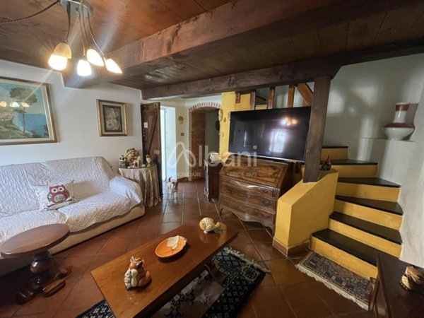 casa indipendente in vendita a Vezzano Ligure