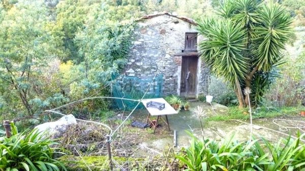 appartamento in vendita a Vezzano Ligure in zona Valeriano