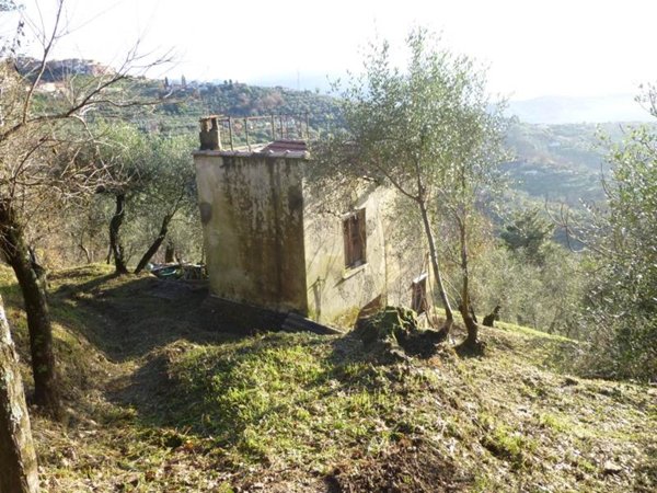 casa indipendente in vendita a Vezzano Ligure