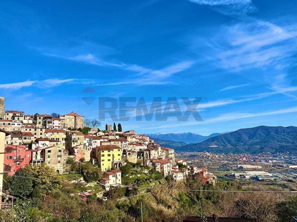 appartamento in vendita a Vezzano Ligure in zona Prati