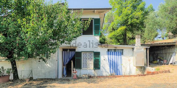 casa indipendente in vendita a Vezzano Ligure