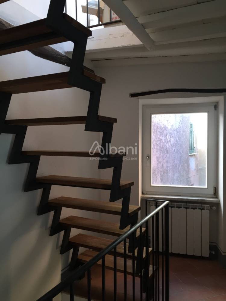 casa indipendente in vendita a Vezzano Ligure in zona Valeriano