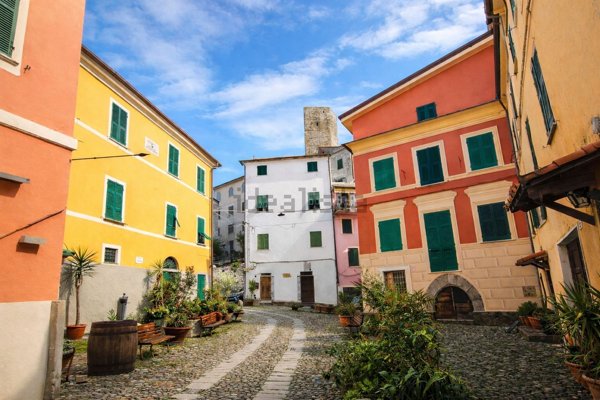 appartamento in vendita a Vezzano Ligure