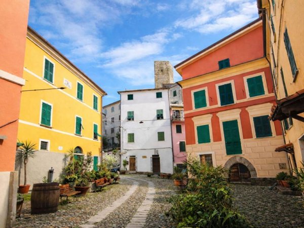 appartamento in vendita a Vezzano Ligure