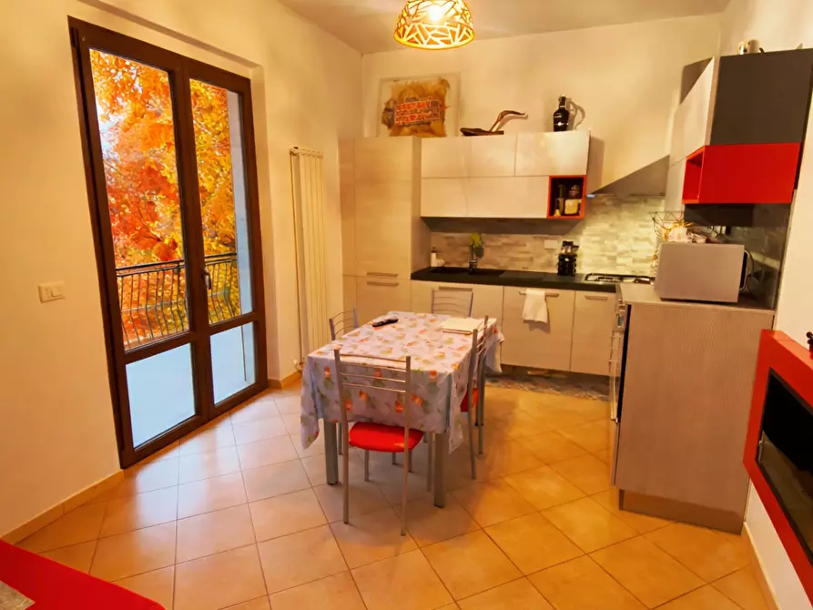 casa indipendente in vendita a Vezzano Ligure