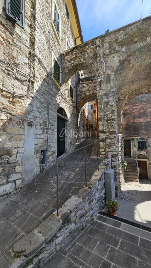 appartamento in vendita a Vezzano Ligure