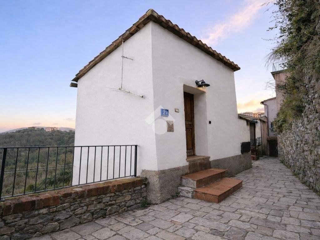 rudere in vendita a Vezzano Ligure