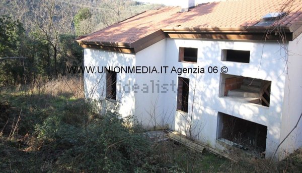 casa indipendente in vendita a Vezzano Ligure