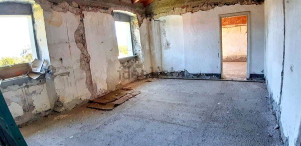 casa semindipendente in vendita a Vezzano Ligure