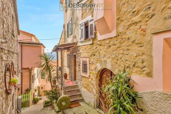 appartamento in vendita a Vezzano Ligure