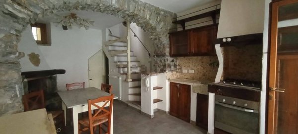 casa semindipendente in vendita a Vezzano Ligure in zona Prati