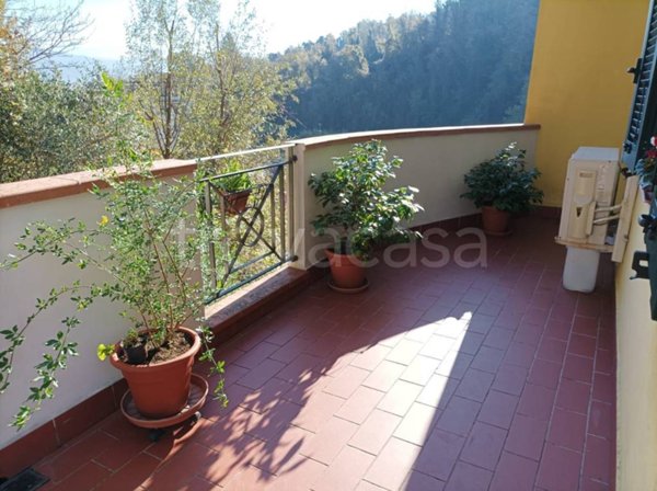 appartamento in vendita a Vezzano Ligure in zona Valeriano