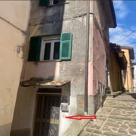 appartamento in vendita a Vezzano Ligure in zona Valeriano