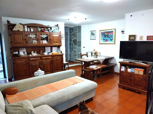 intera palazzina in vendita a Vezzano Ligure