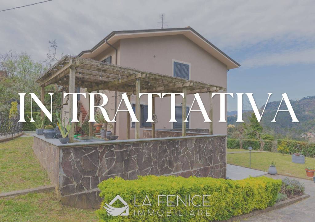 casa indipendente in vendita a Vezzano Ligure