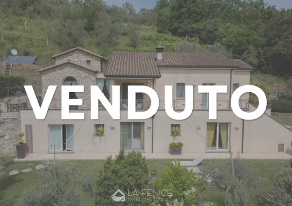 casa indipendente in vendita a Vezzano Ligure in zona Prati