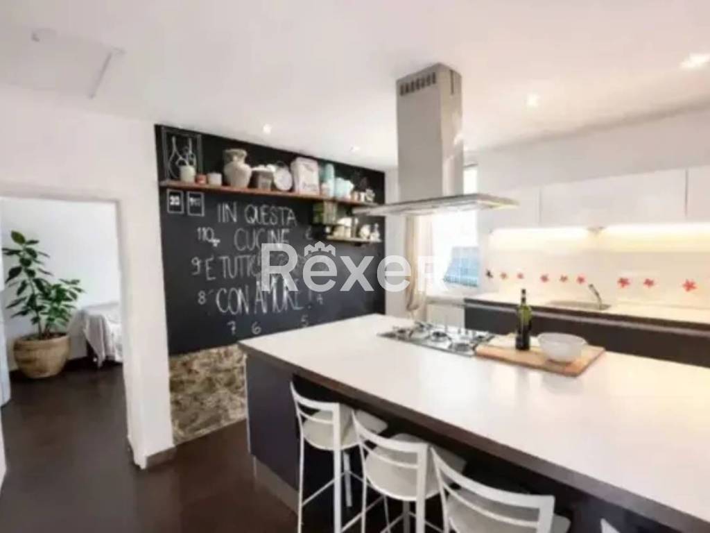 appartamento in vendita a Vezzano Ligure