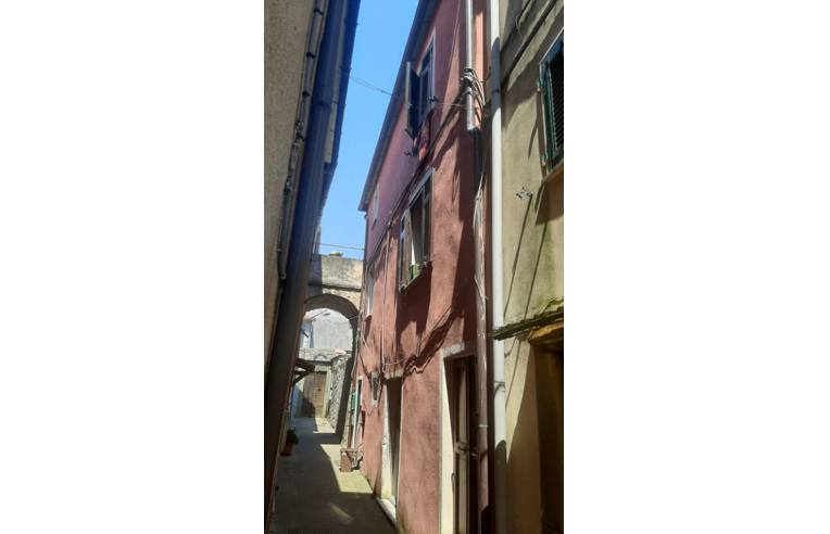 casa indipendente in vendita a Vezzano Ligure in zona Valeriano