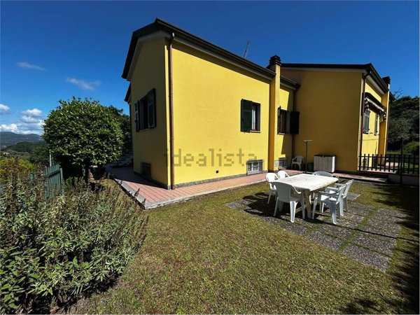 casa indipendente in vendita a Vezzano Ligure in zona Prati
