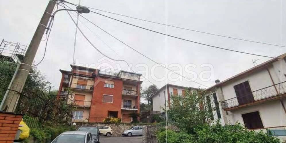appartamento in vendita a Vezzano Ligure
