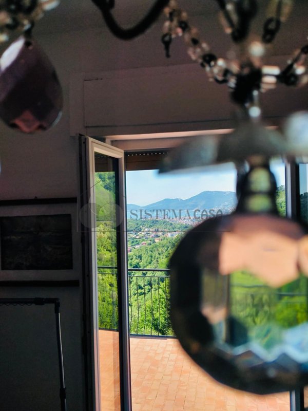 casa indipendente in vendita a Vezzano Ligure in zona Valeriano