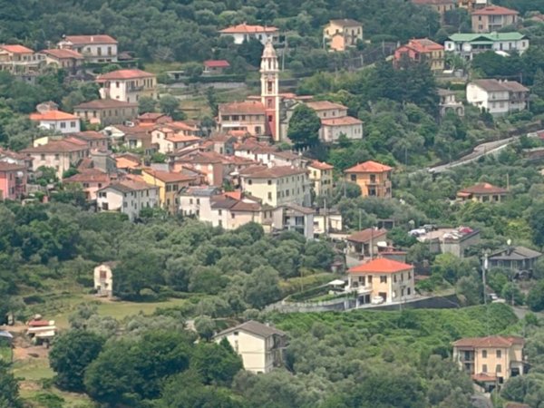 appartamento in vendita a Vezzano Ligure in zona Valeriano