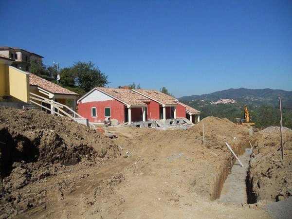 appartamento in vendita a Vezzano Ligure in zona Valeriano