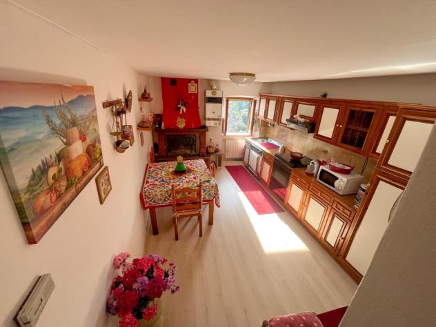 appartamento in vendita a Vezzano Ligure