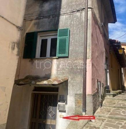appartamento in vendita a Vezzano Ligure in zona Valeriano