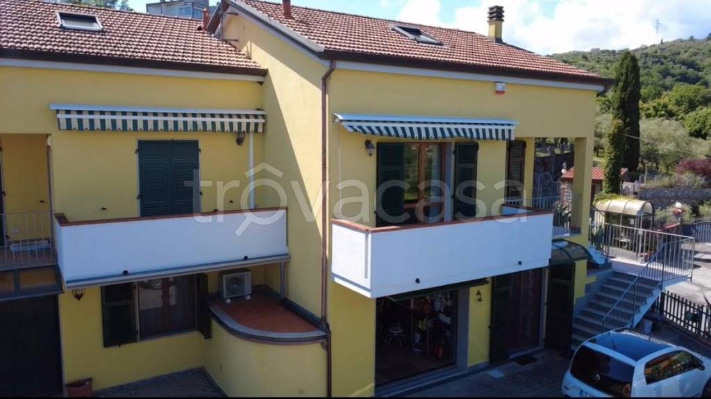 casa indipendente in vendita a Vezzano Ligure in zona Prati