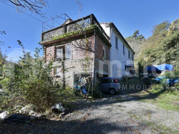 appartamento in vendita a Vezzano Ligure