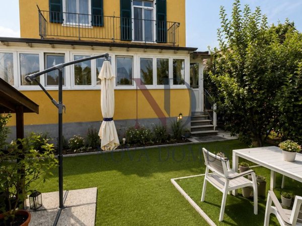 casa indipendente in vendita a Vezzano Ligure in zona Lagoscuro