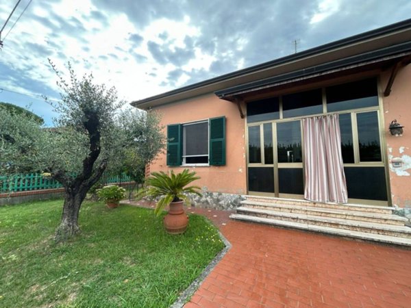 appartamento in vendita a Vezzano Ligure