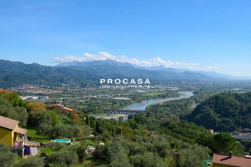 casa indipendente in vendita a Vezzano Ligure in zona Prati