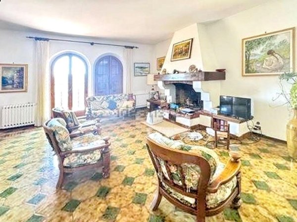 casa indipendente in vendita a Vezzano Ligure in zona Valeriano