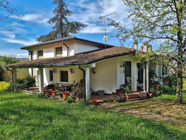 casa indipendente in vendita a Vezzano Ligure in zona Valeriano